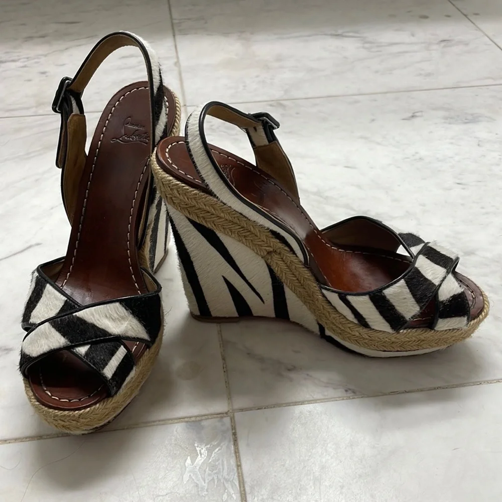 Christian Louboutin Black and White Pony Hair Women's Sandals - Picture 3 of 7